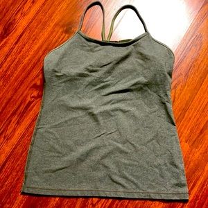 Lululemon size 10 gray power y tank top shirt gym